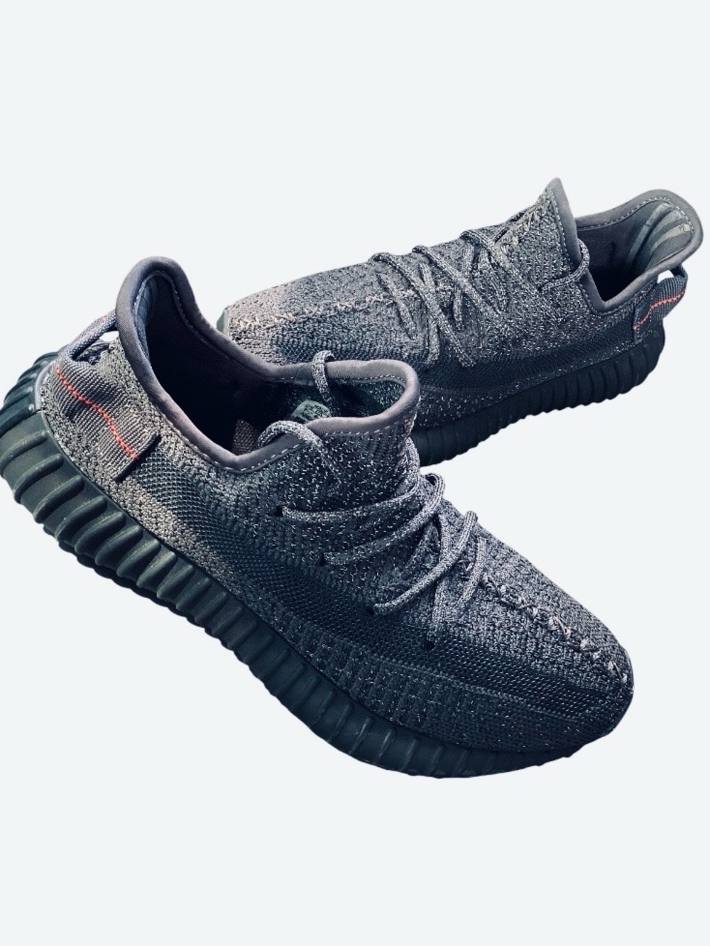 Yeezy Boost 350 V2 black reflective sneakers size 7.5